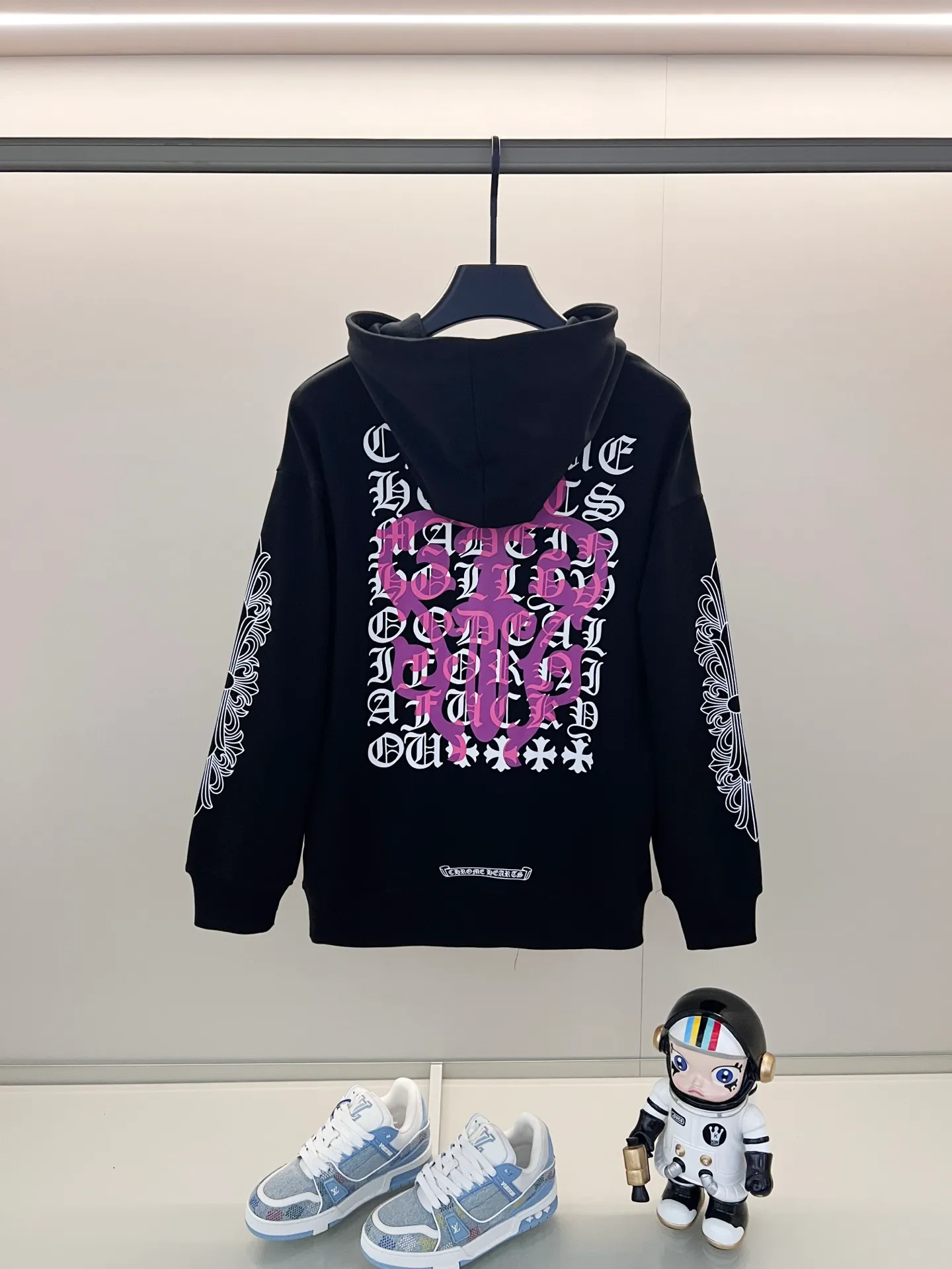 🅿️290 chrome hearts/Chrome Hearts 420g pure cotton hooded sweatshirt Classic Sanskrit hand sleeves printed front and back cross ✝️LOGO logo Official synchronization 1:1 original mold opening Fashion personality Versatile trend Pure original quality Original washed fabric Hang tag Collar label Washed wheat Complete three standards Color: Black. White. Size: XS-L